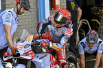 El toque con Bastianini fue crucial para la sanción que dejó sin cuarto puesto a Marc Márquez en Assen