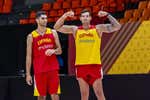 España saca músculo y Llull 'vacila' a la prensa por una maldición: «Sois más vosotros los encargados de recordárnoslo»