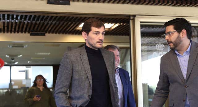 Casillas tiene razón para seguir enfadado: «Cuando vieron que podía ganar… lo reventaron»
