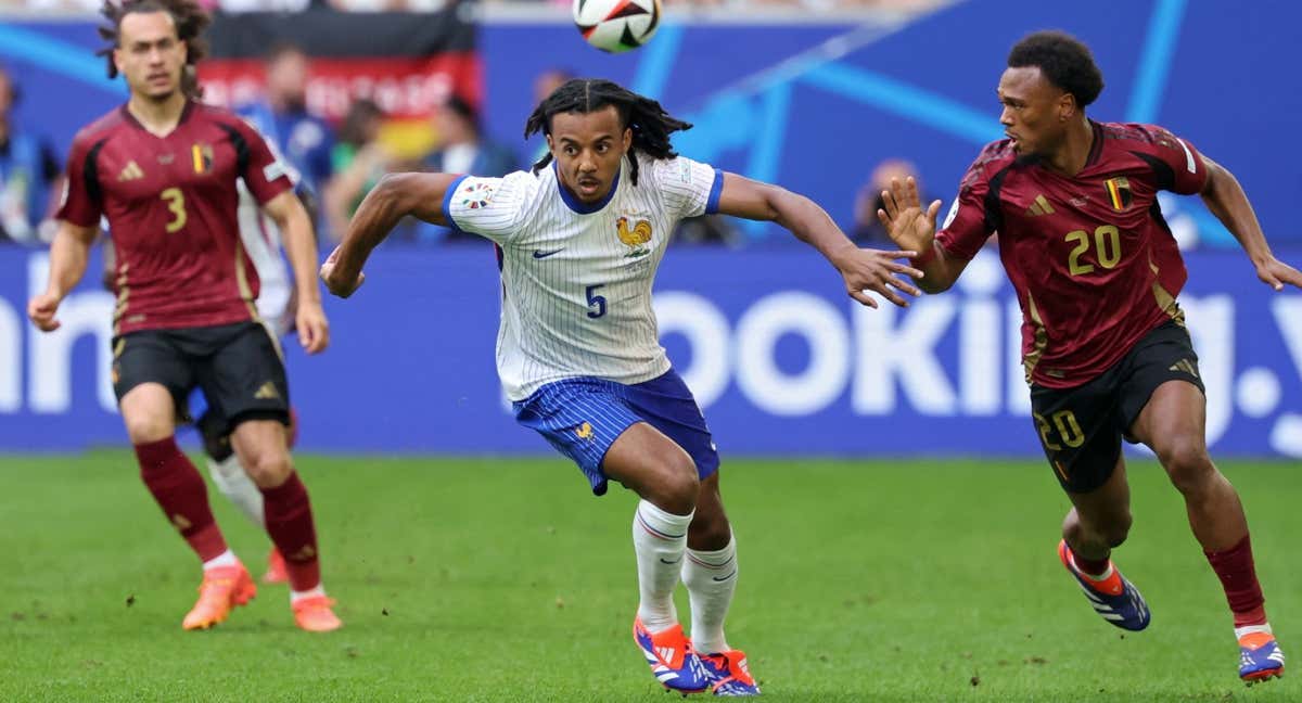 Koundé, durante el partido contra Bélgica.