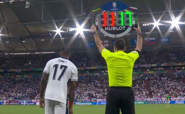 Ivan Toney sustituyó a Phil Foden en el tiempo de descuento.