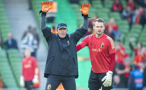 Un entrenamiento de Iñaki Vergara en Bélgica junto a Simon Mignolet. Getty Images