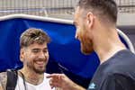 El homenaje de Juancho Hernángomez con su dorsal a Víctor Claver en el Preolímpico