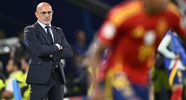 De la Fuente tiene un plan para parar a Kroos: «Hemos pensado en atarle los pies, pero no sé si la UEFA lo aceptará…»