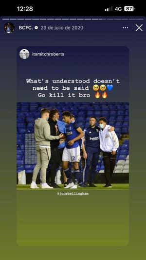 Miguel, abrazado a Jobe en la despedida de Jude Bellingham.  INSTAGRAM