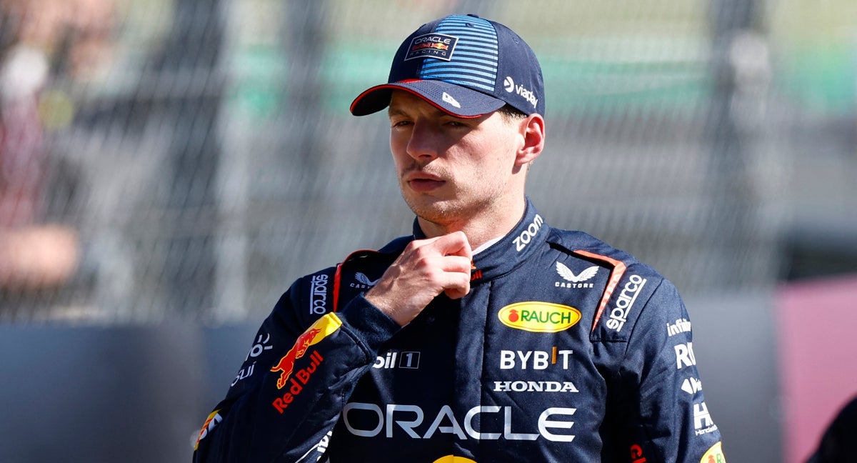 Verstappen, serio en Silverstone.