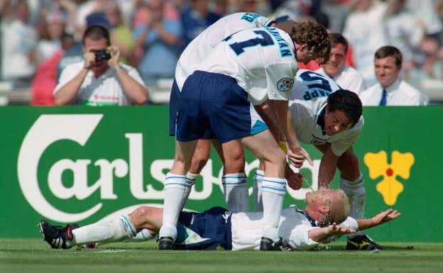 La mítica 'silla del dentista' de Gascoigne.  GETTY