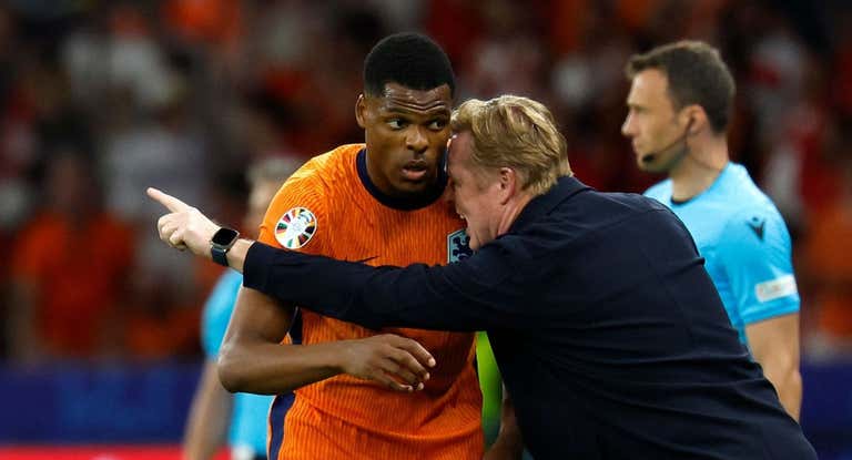 Dumfries y Koeman.