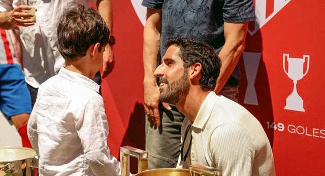 El Raúl García persona tras el futbolista: «Cómo le explicas a tu hijo de 6 años que aunque todos le preguntan por su padre yo no soy más que nadie»