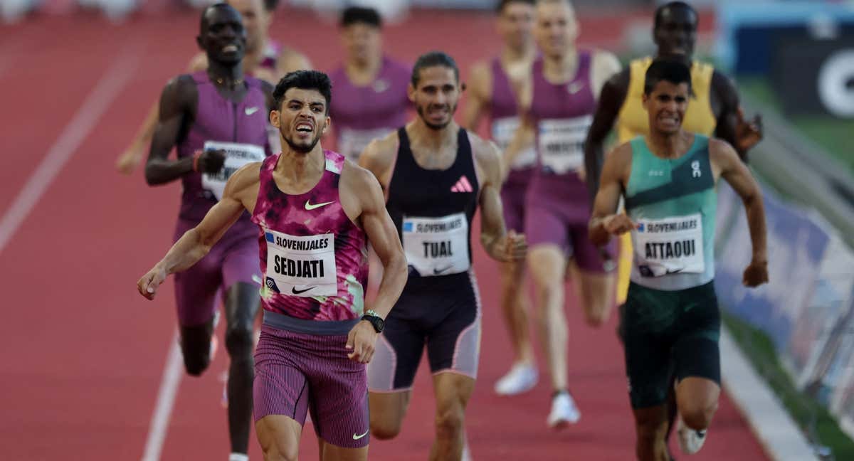 Attaoui bate el récord nacional de 800 metros./REUTERS