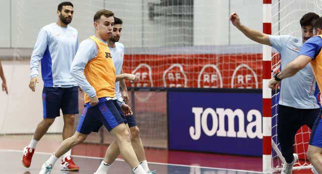 Dani Gabriel se cae de la lista para el Mundial por problemas personales y entra Gordillo