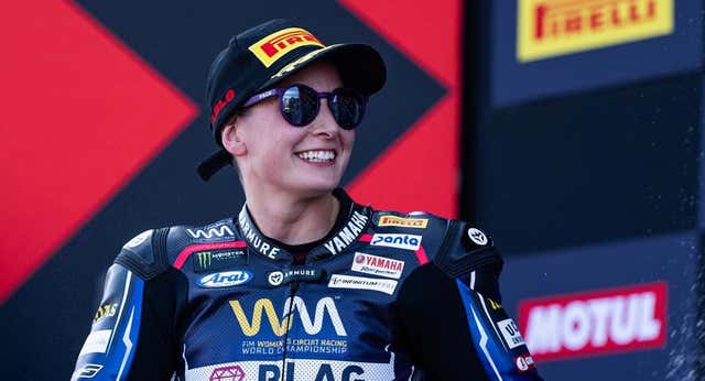 Ana Carrasco se reafirma favorita en un podio 100% español