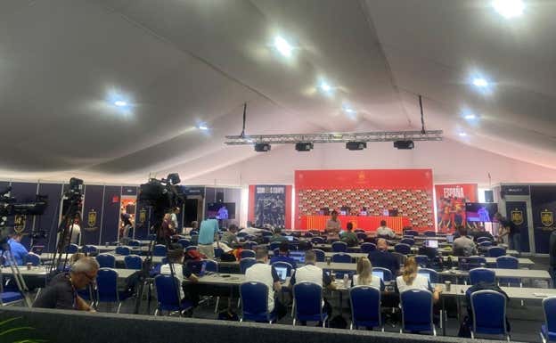 Imagen panorámica del Media Center en el que ha trabajado la prensa española en Alemania.