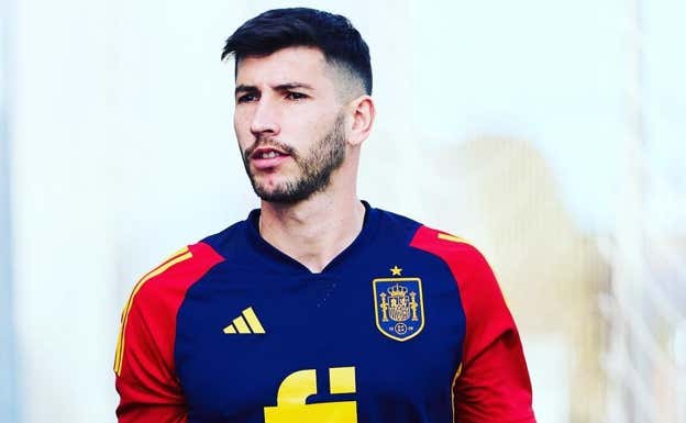 David García, en un entrenamiento con la Selección.  RFEF
