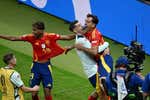 Nico y Oyarzabal abrazan la Cuarta y entran en el Olimpo con una Selección que ya es leyenda