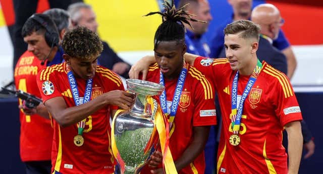 Laporta, no puedes fallar con Nico Williams