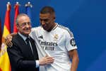 Florentino Pérez se acuerda del PSG y sus «barreras» en la presentación de Mbappé: «Tu amor al Madrid te dio fuerza»