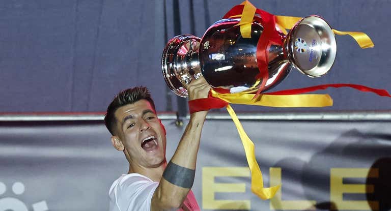 Morata celebra la Eurocopa con España.