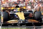 Oscar Piastri se estrena a pesar del lío de Mclaren; Carlos Sainz termina sexto y Fernando Alonso, undécimo