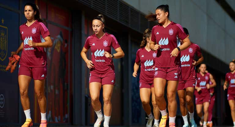 Las jugadoras de la Selección, durante una de las sesiones de entrenamiento antes de los Juegos Olímpicos.