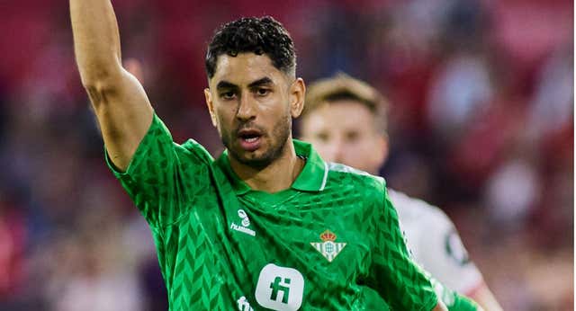 El Betis y Ayoze avanzan para un nuevo contrato