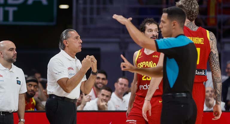 Scariolo, durante el amistoso entre España y Puerto Rico.