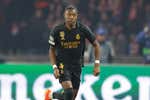 En el Real Madrid preocupa Alaba: aún no pisa césped y no ponen fecha a su regreso