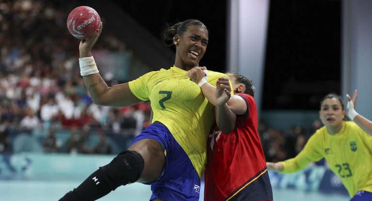 T. Morena, jugadora carioca, durante el España-Brasil.