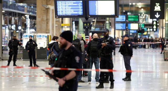 Ataque masivo a la red de trenes francesa: «Es un pedazo de Francia lo que atacamos y son los franceses los que atacamos»