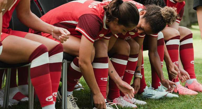Jugadoras de Canadá durante una sesión de fotos en los Juegos Olímpicos.
