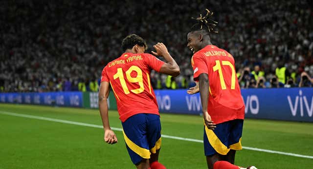 El Barça espera a Nico mientras Lamine se viste de Deco en Marbella