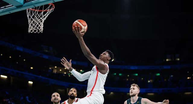 La reconversión de RJ Barrett, el hijo de Mister Canadá, y el sueño de un país
