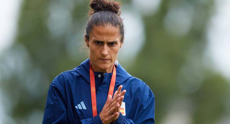 Montse Tomé, seleccionadora española durante un entrenamiento en los JJOO.