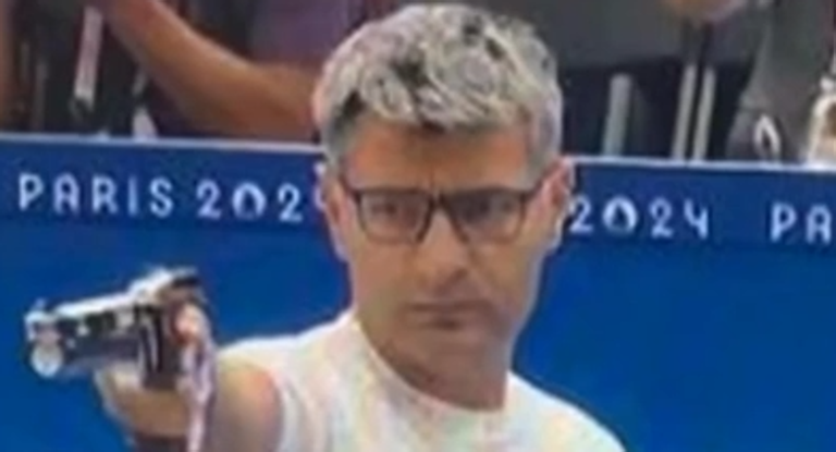Así ha sorprendido Yusuf Dikec al mundo de deporte.