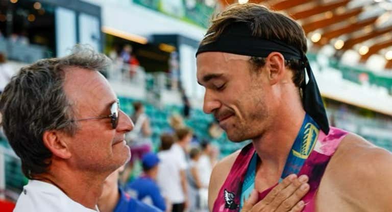Harrison Williams junto a su padre.