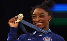 Simone Biles reconquista el trono de la gimnasia ocho años después