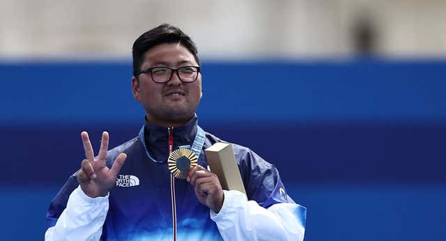 Tras 32 flechas lanzadas a 70 metros, cinco milímetros deciden un campeón olímpico