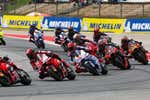 Los récords no paran de batirse en MotoGP y empiezan a inquietar a los pilotos
