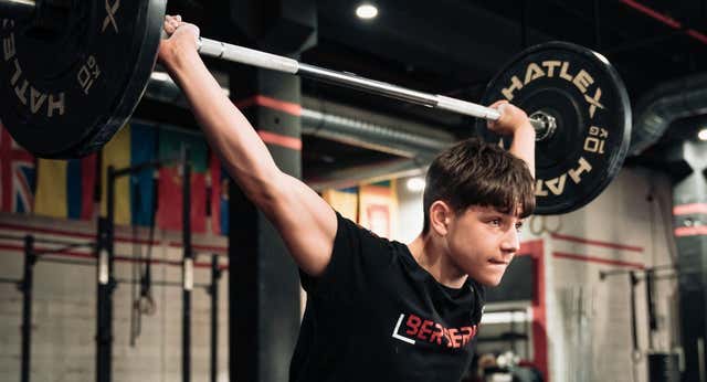 El niño de 15 años de Las Rozas que impresiona al mundo del CrossFit y entrena a las 05:30: «Vamos a por el primer puesto»