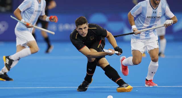 Un huracán de furia nacionalista sume en la controversia al hockey argentino