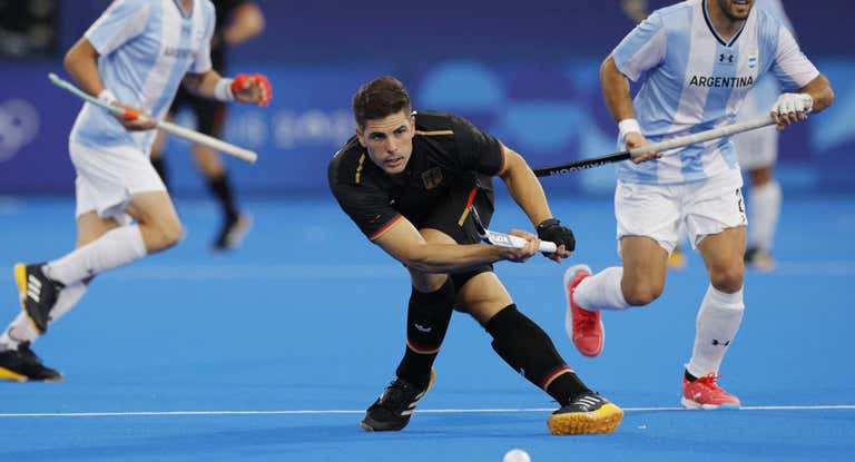 Gonzalo Peillat, disputando su partido contra Argentina.