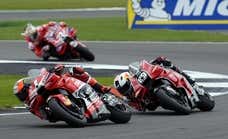 El dominio de Ducati desespera a los que tenían que hacerle sombra