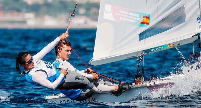 La falta de viento aplaza también la medalla de Xammar y Brugman