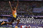 ¡'Air' Jordan Díaz vuela hacia el oro con un salto de 17.86 metros!