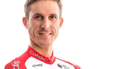 Rubén Fernández es atropellado mientras se preparaba para La Vuelta: “Se saltó un stop y me arrolló sin que pudiera reaccionar”
