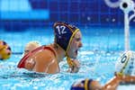 La waterpolista Paula Leitón se defiende de las críticas por su físico: «Acabo de ganar un oro, me resbalan los comentarios»