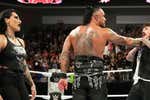 Damian Priest y Rhea Ripley inician su venganza en RAW