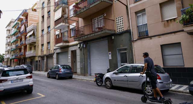 Rocafonda, tras el apuñalamiento al padre de Lamine Yamal: «El barrio está raro, hay una calma tensa»