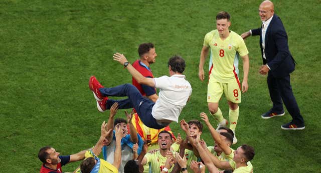 La RFEF quiere empoderar a Santi Denia, un oro con el que no pudo Suker y que brilla (sin aplaudir a Francis y Rubiales) como tapado