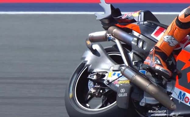 Nuevo apéndice y escape de la KTM.